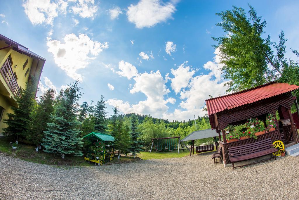 Casa Andreea Hotel Sucevita Kültér fotó