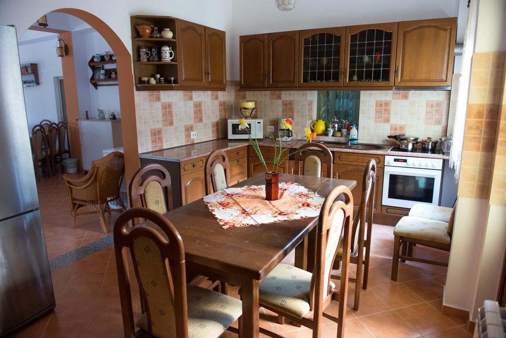 Casa Andreea Hotel Sucevita Kültér fotó