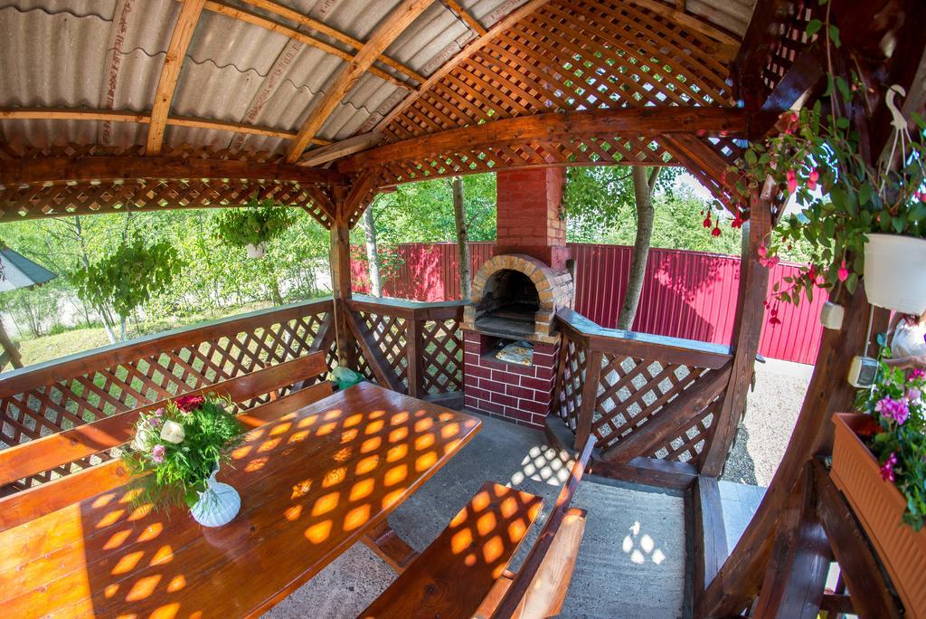 Casa Andreea Hotel Sucevita Kültér fotó