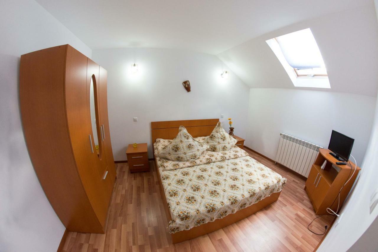 Casa Andreea Hotel Sucevita Kültér fotó